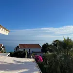 Luxury Seafront With Private Acces