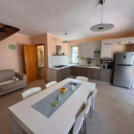 Luxury Seafront With Private Acces *