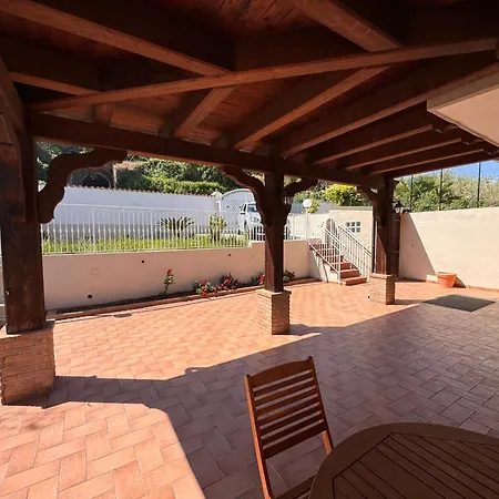Casa de Férias Luxury Seafront With Private Acces Fitili
