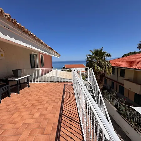 Luxury Seafront With Private Acces