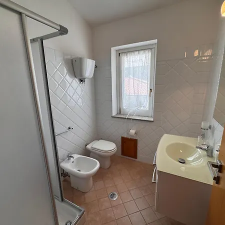 Luxury Seafront With Private Acces *